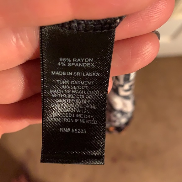 Express Aztec dress - Picture 3 of 3